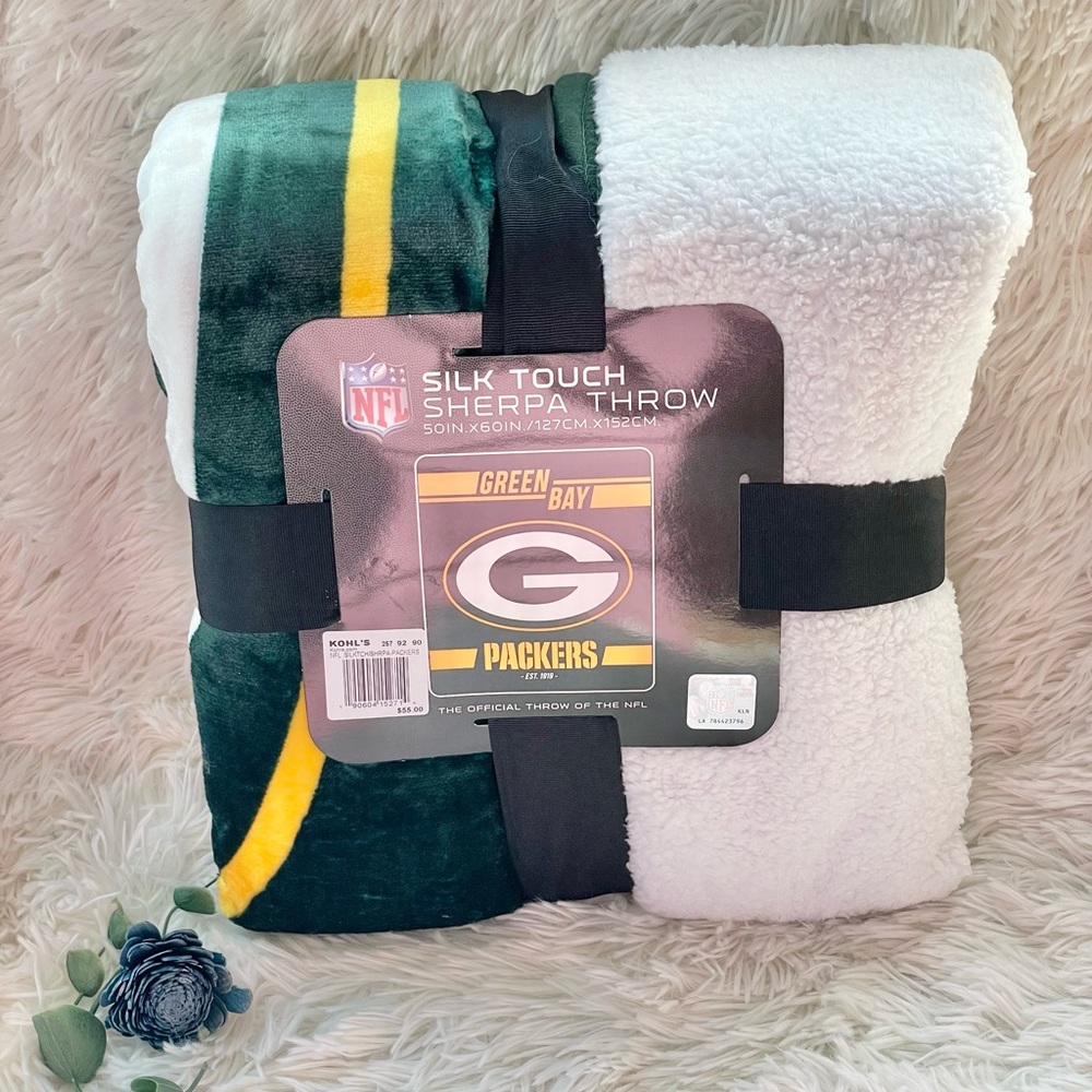 New w/tag GREEN BAY PACKERS SILK TOUCH SHERPA BLANKET Official NFL gear #PACKERS